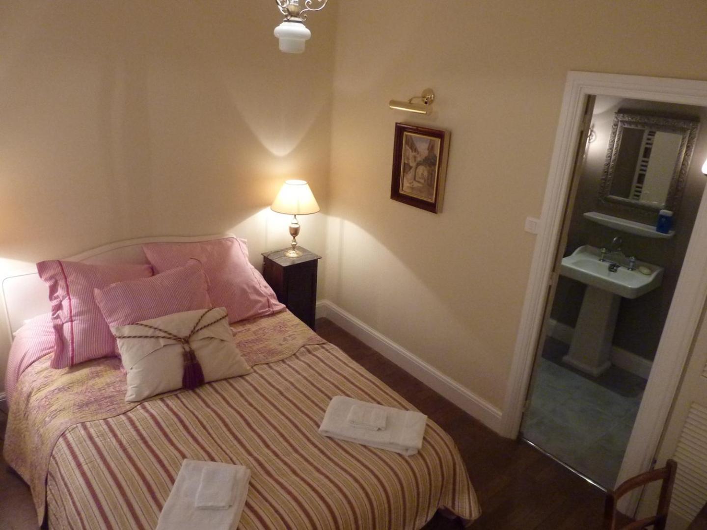 Le Logis Alexandra Bnb La Trimouille 部屋 写真