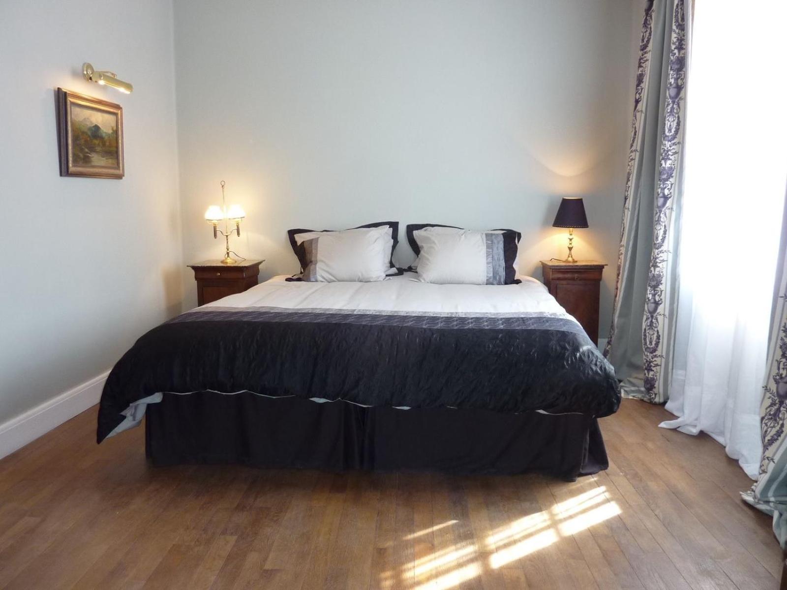 Le Logis Alexandra Bnb La Trimouille エクステリア 写真