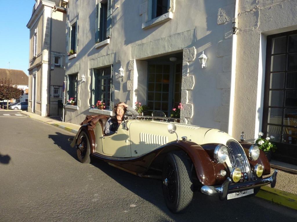 Le Logis Alexandra Bnb La Trimouille エクステリア 写真