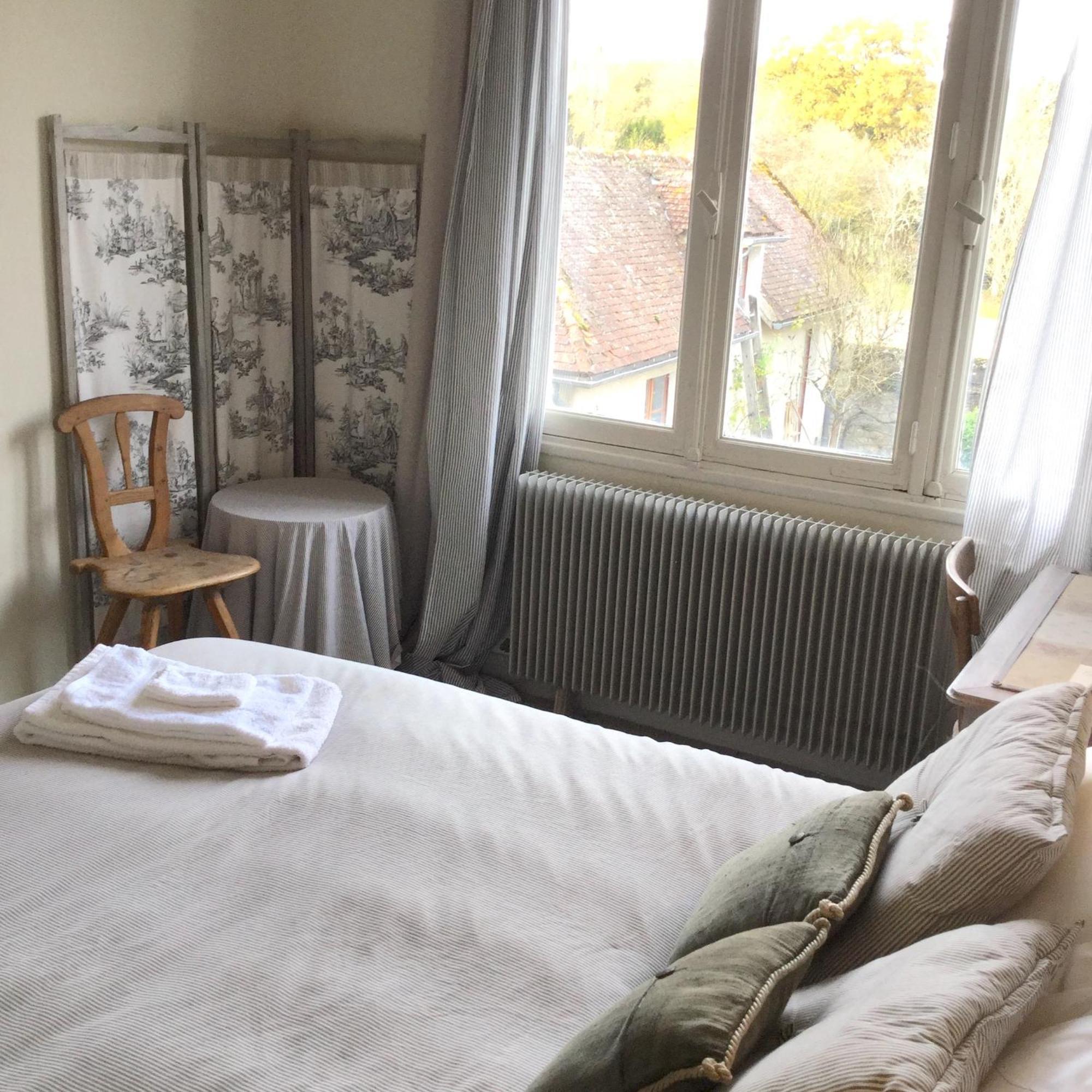 Le Logis Alexandra Bnb La Trimouille エクステリア 写真
