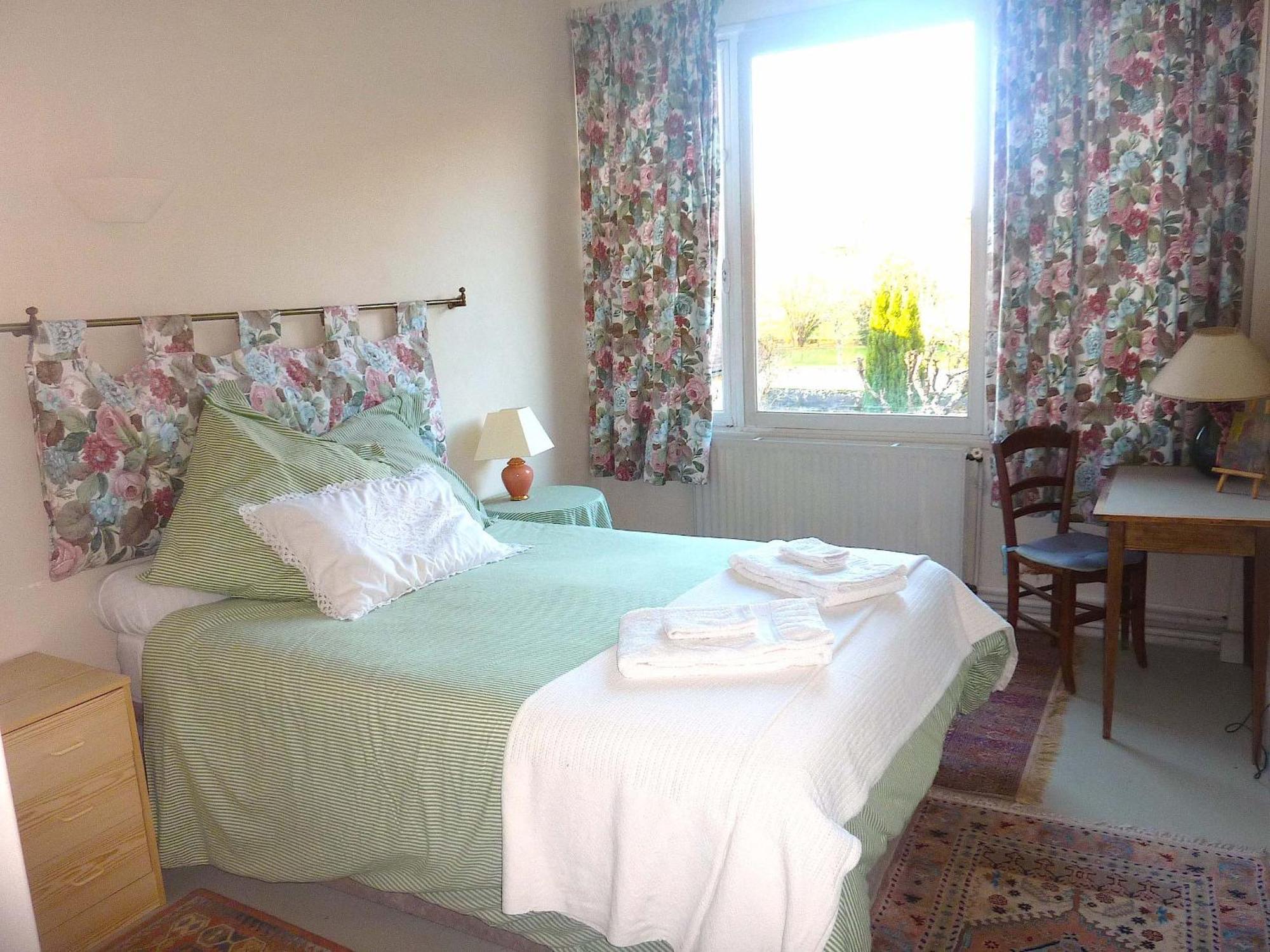 Le Logis Alexandra Bnb La Trimouille エクステリア 写真