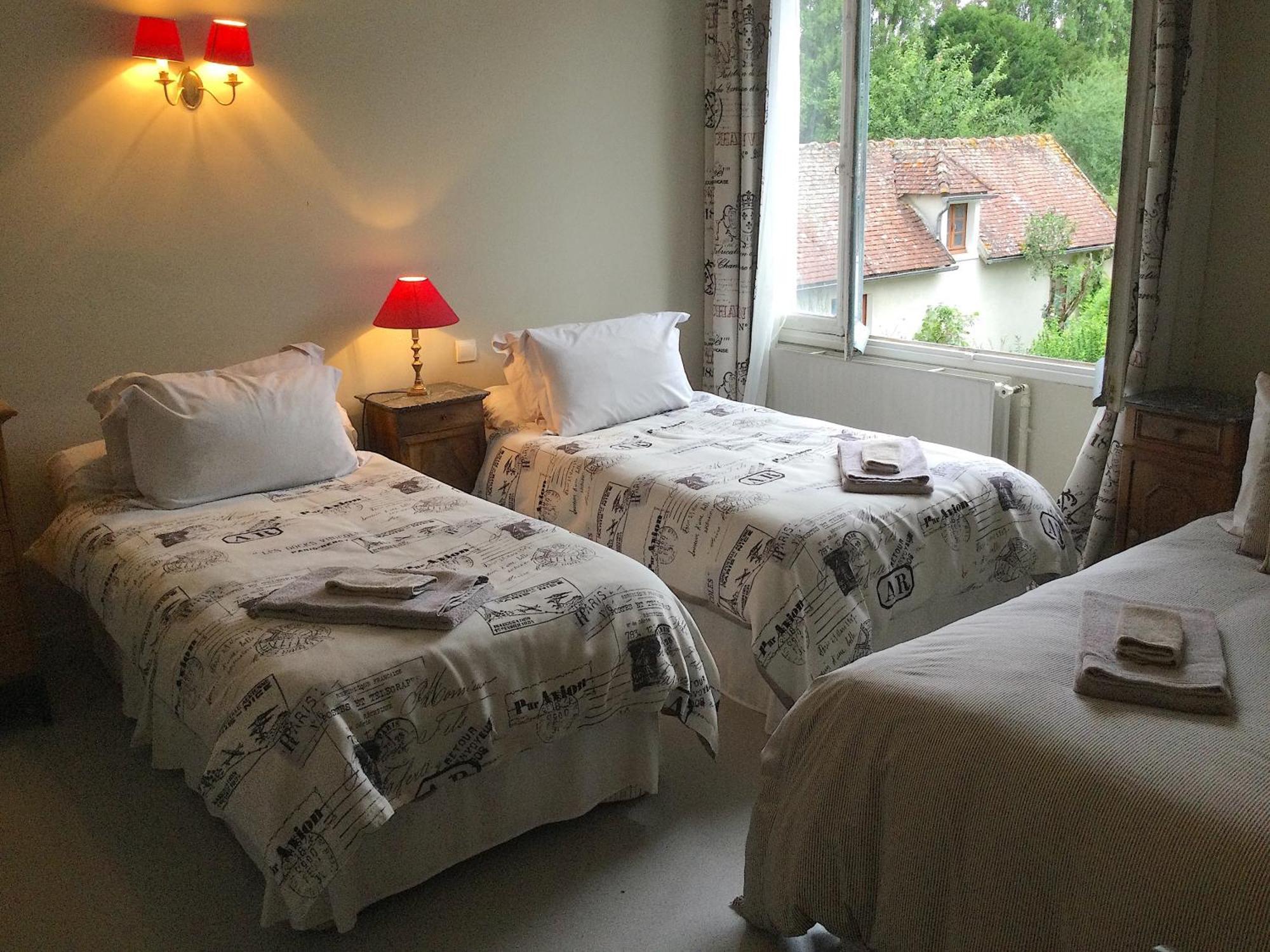 Le Logis Alexandra Bnb La Trimouille エクステリア 写真