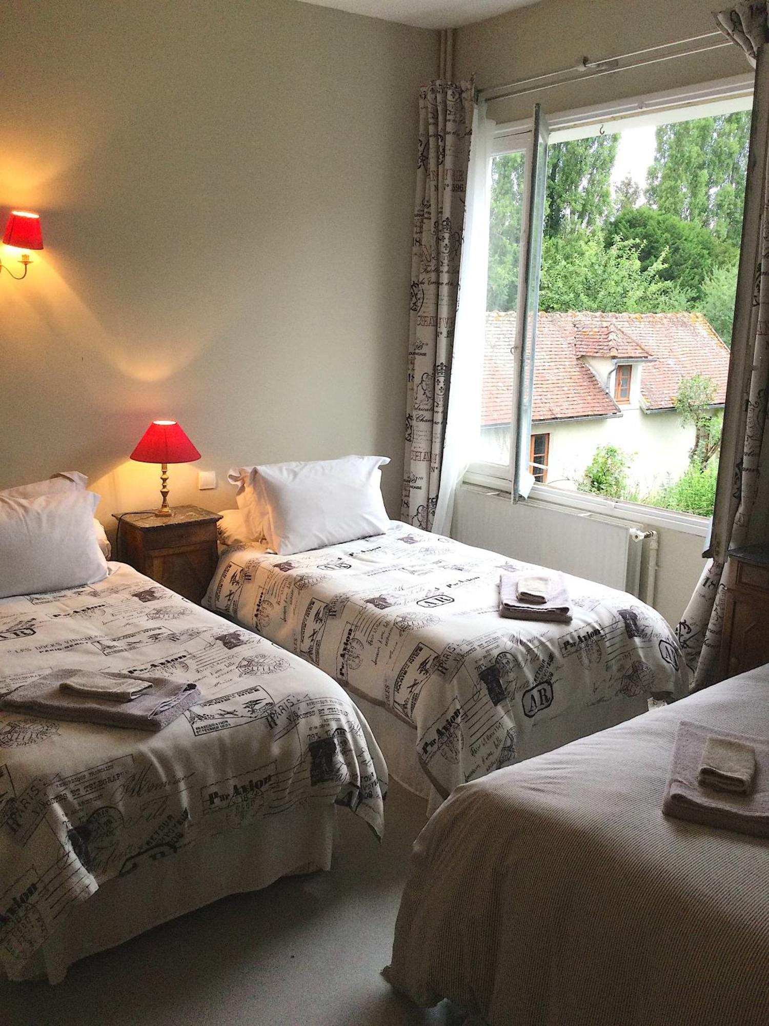 Le Logis Alexandra Bnb La Trimouille エクステリア 写真