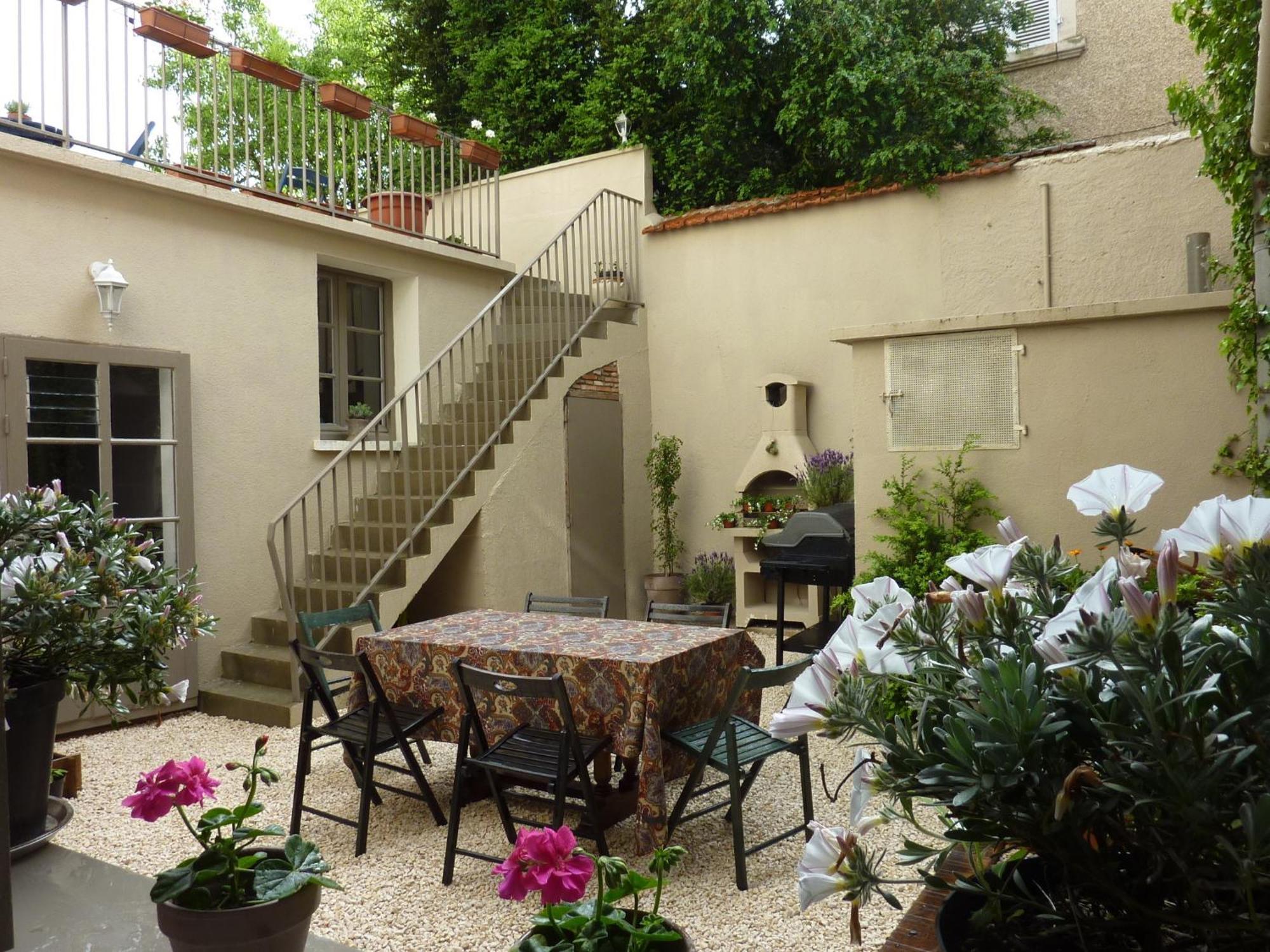 Le Logis Alexandra Bnb La Trimouille エクステリア 写真