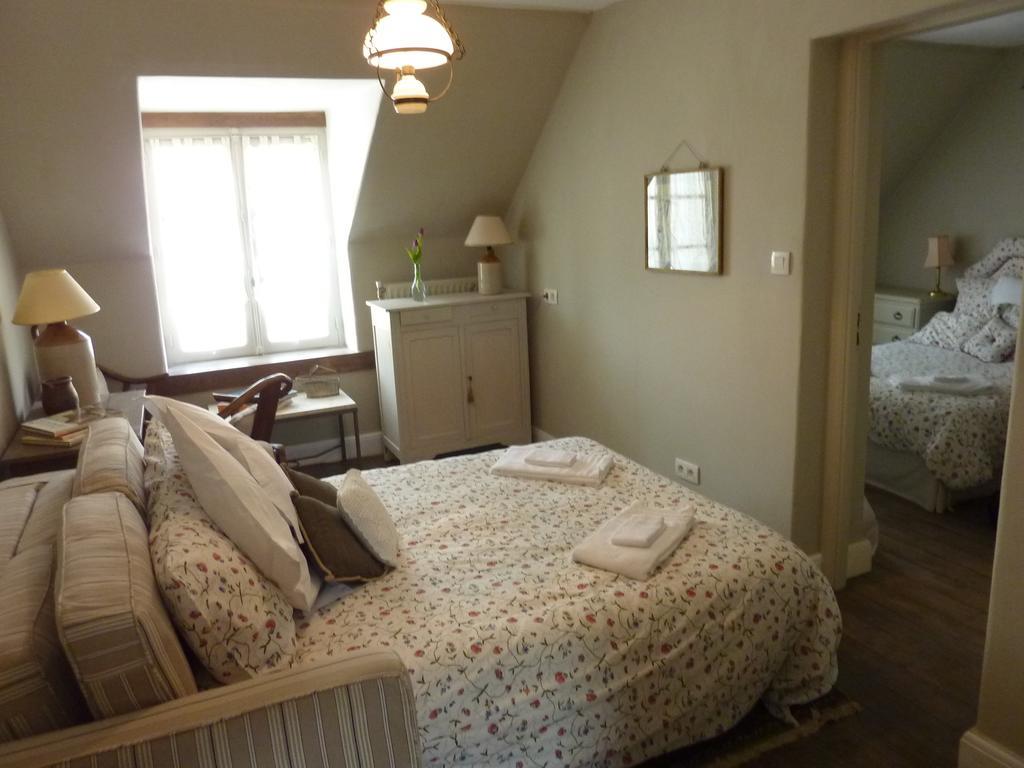 Le Logis Alexandra Bnb La Trimouille エクステリア 写真