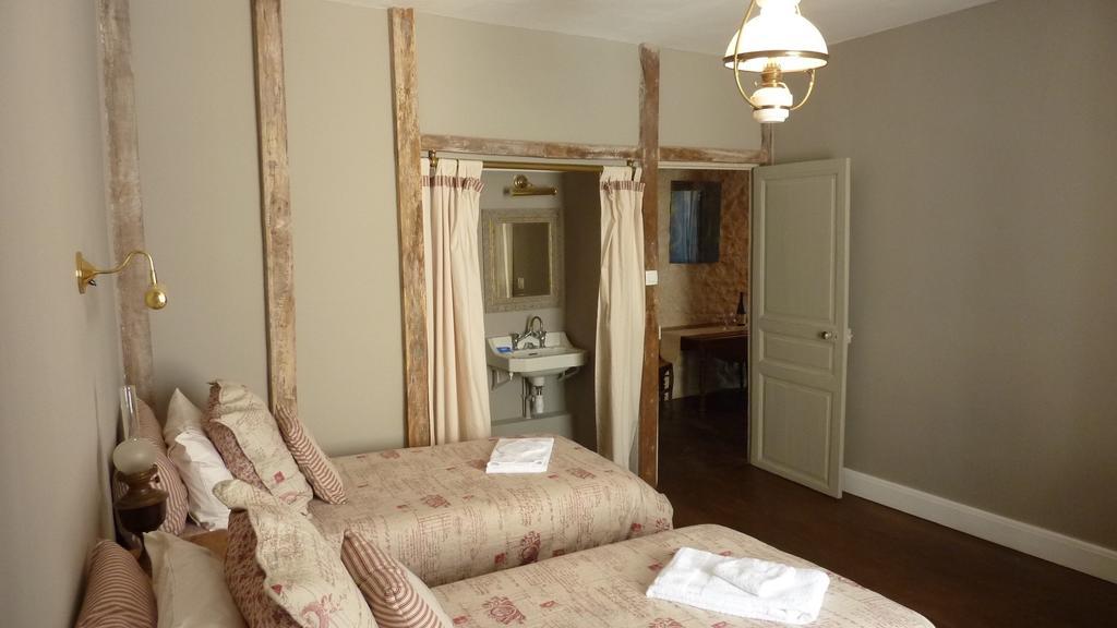 Le Logis Alexandra Bnb La Trimouille エクステリア 写真