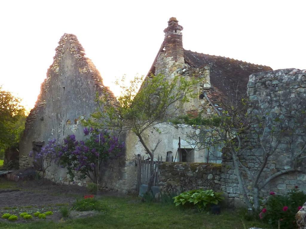 Le Logis Alexandra Bnb La Trimouille エクステリア 写真