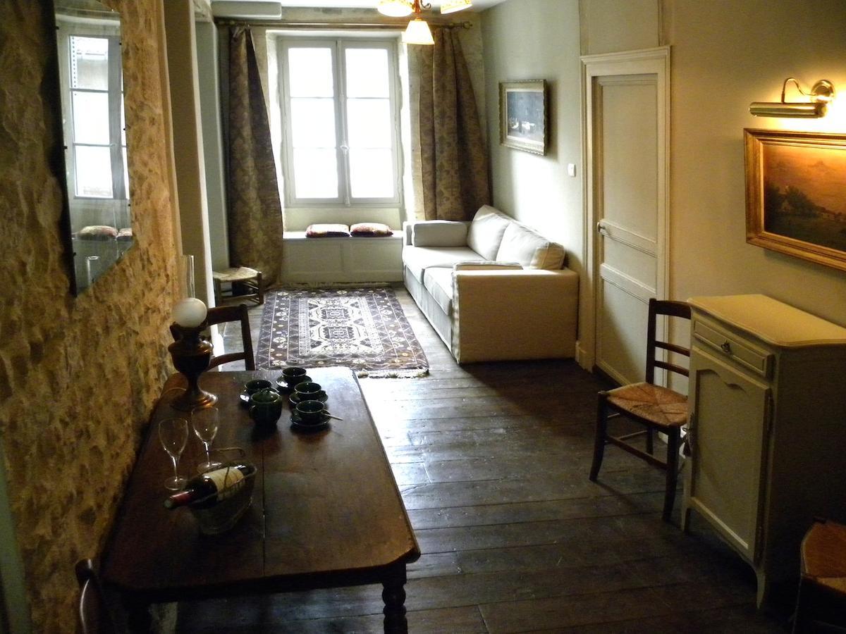 Le Logis Alexandra Bnb La Trimouille エクステリア 写真